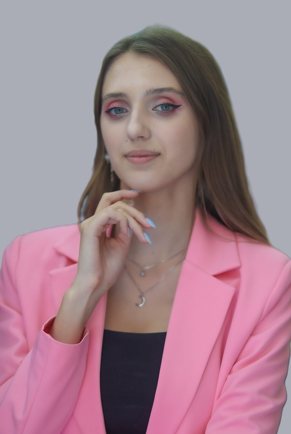 Пеннер Эльвира Евгеньевна.