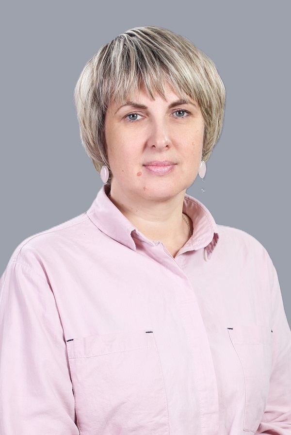 Опарина Надежда Вячеславовна.